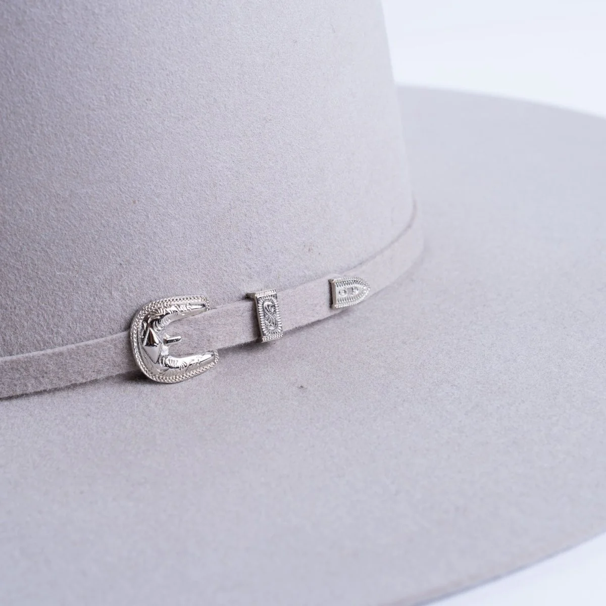 RANCHO SEMENTAL Silverbelly 3X Open Crown 4.5" Brim Felt Cowboy Hat - Image 4
